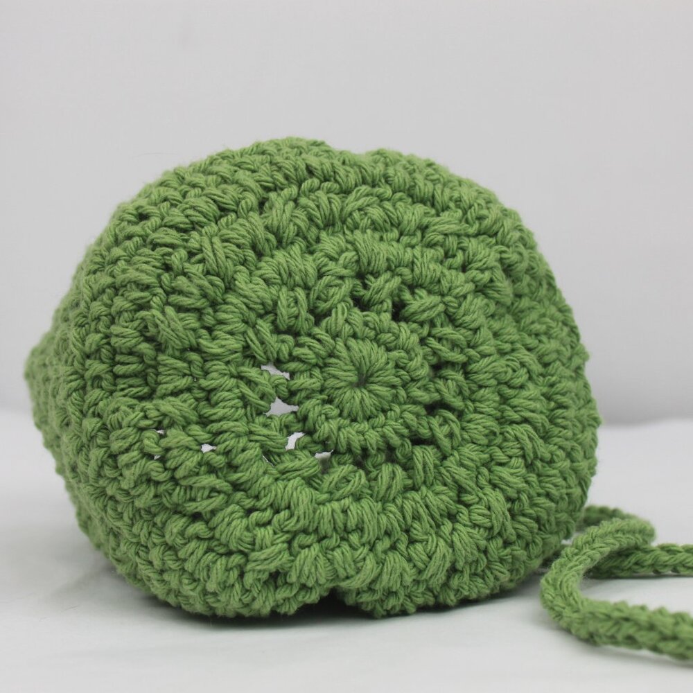 Green Crochet Patterned Drawstring Pouch Bag - Picture 12 of 14